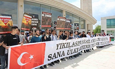 Elazığ'da üniversite öğrencileri Gazze için yürüdü