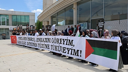 Öğrencilerden 'Gazze' Yürüyüşü