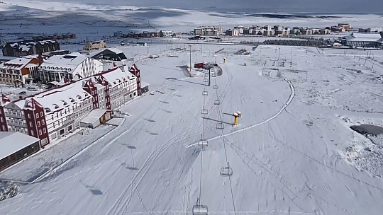 Beyaza bürünen Sarıkamış havadan görüntülendi