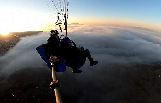 Hazar Gölünde Muhteşem Manzara
