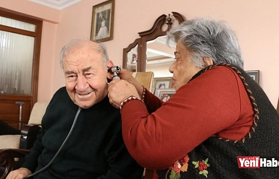 Bir Steteskop'la 62 Yıl Doktorluk Yapan Çift