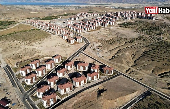 Deprem Konutları İle Adeta Bir İlçe Kuruldu