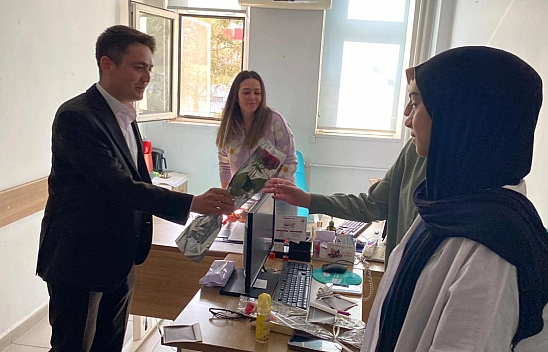 Dilekli, Sağlık Çalışanlarıyla Buluştu