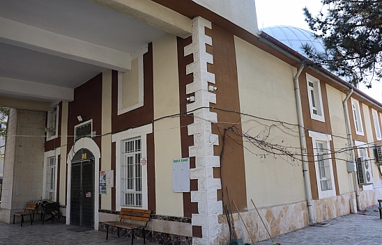 Elazığ'da Camiye Çirkin Saldırı!