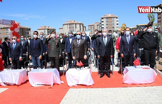 Elazığ'da Depremin Yaraları Sarılıyor