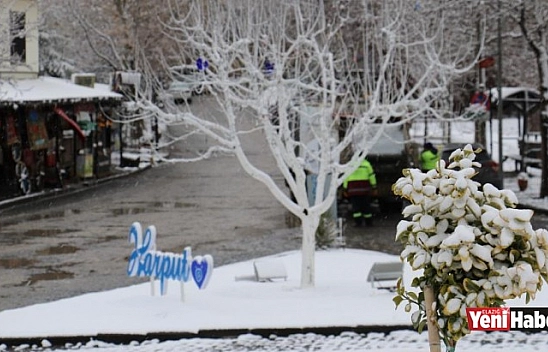 Elazığ'da Kar Yağışı Harput'a Beyaz Gelinlik Giydirdi