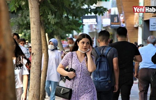 Elazığ'da Vatandaşlar Korona Virüs Tedbirlerini Unuttu!