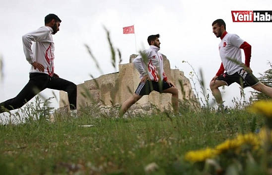 Elazığlı 3 Arkadaş Türkiye'nin Gururu Oldu