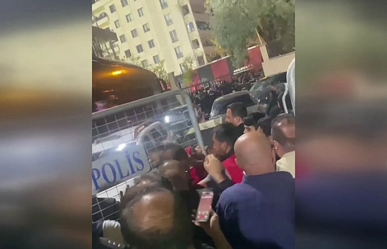 Elazığspor'a Çirkin Saldırı