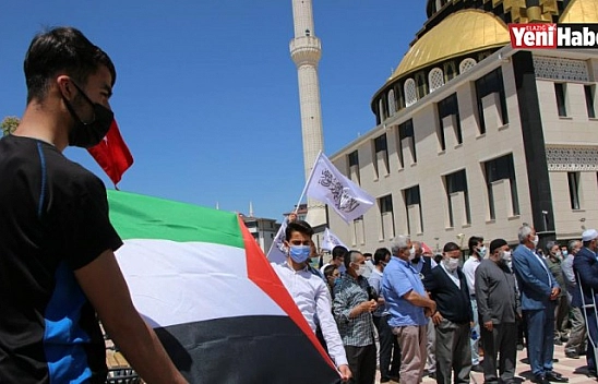 Filistinli Şehitler için Gıyabi Cenaze Namazı