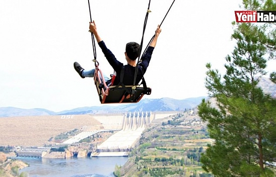 Hem Korku Hem Keyif Veren Dev Salıncak