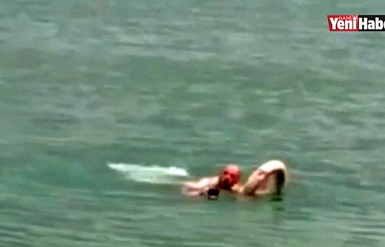 Köpeğini Kurtarmak İsterken Boğulma Tehlikesi Geçirdi