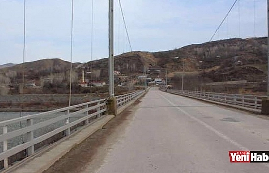 Palu'daki Köprü SOS Veriyor