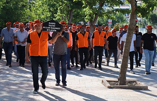 Özel İdare İşçilerinden 'Tabut'lu Eylem