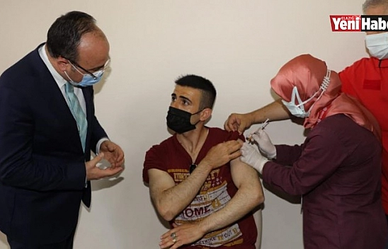 Vali Yırık, 'Elazığ'da Yüzde 51'lik Kısım Aşılandı'