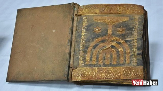 2500 Yıllık Altın İşlemeli Tevrat Bulundu!