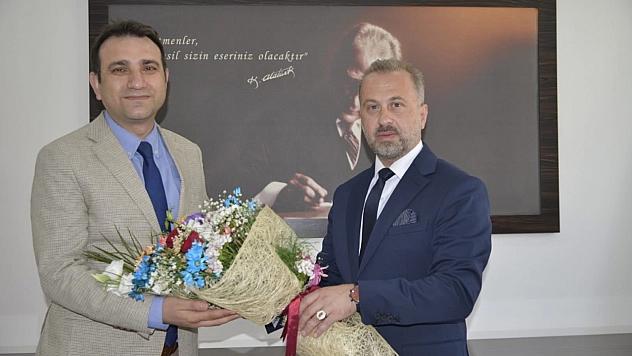 Başarılı Müdür Görevi Devretti!