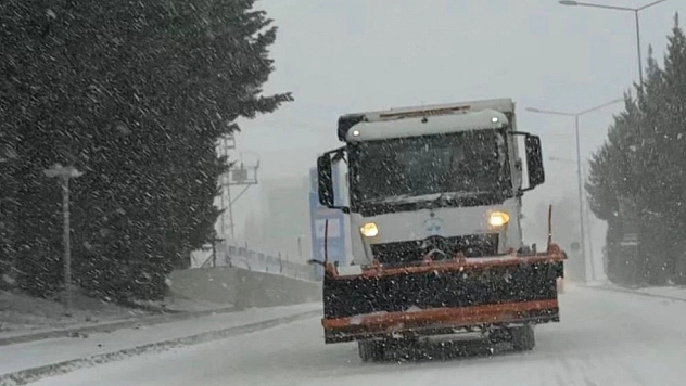Belediye Ekiplerinden Kar Mücadelesi!