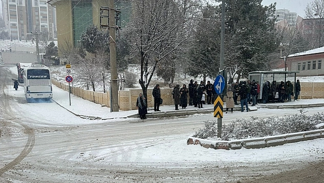 Elazığ'da Ulaşım Aksadı!