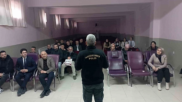 Elazığ'da 273 kişiye 'Narkorehber' eğitimi verildi