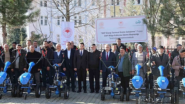 Elazığ'da Çiftçilere Makine Desteği