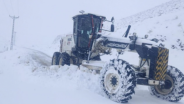 Elazığ'da Köy Yolları Açıldı