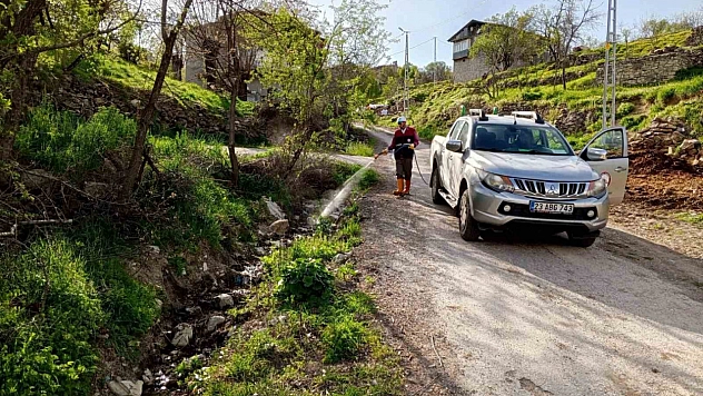 Elazığ'da Larva Mücadelesi Sürüyor