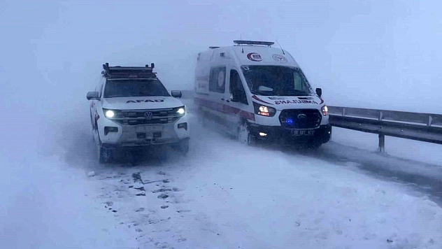 Elazığ Diyarbakır Yolu Trafiğe Kapalı!