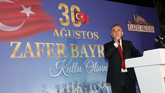 'Gururla ve Coşkuyla Kutluyoruz'