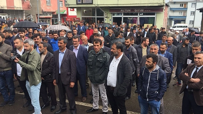 Karlıovalılar, şiddete hayır için toplandı 