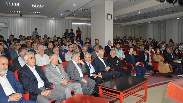 'Günümüz Türkiye'sinde İslam ve Müslümanlık' paneli 