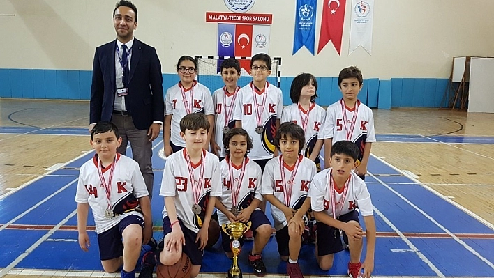TED'li minikler basketbolda il birincisi 