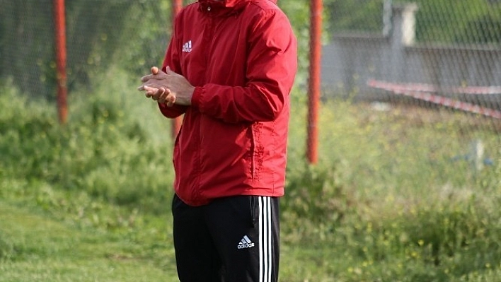 E.Yeni Malatyaspor Erol Bulut sezonu değerlendirdi 