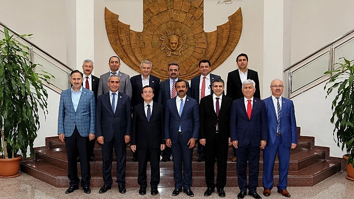 Sağlık-Sen Genel Başkanı Memiş'ten kurumlara ziyaret 
