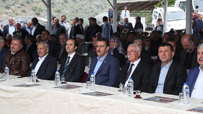 Bakan Tüfenkci, Doğan Dede'nin vefatının 35. yılı anma törenine katıldı 