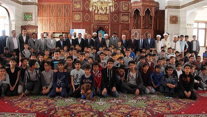 Elazığ'da okul-cami buluşmaları 