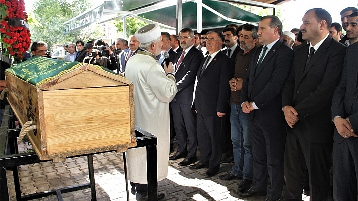 Kazada hayatını kaybeden Ataş, son yolculuğuna uğurlandı 