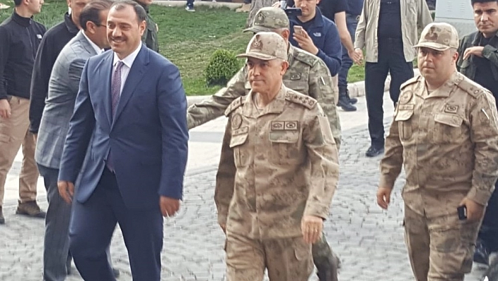Jandarma Genel Komutanı Çetin Elazığ'da 