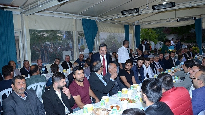 Darendeli esnaflar iftarda bir araya geldi 