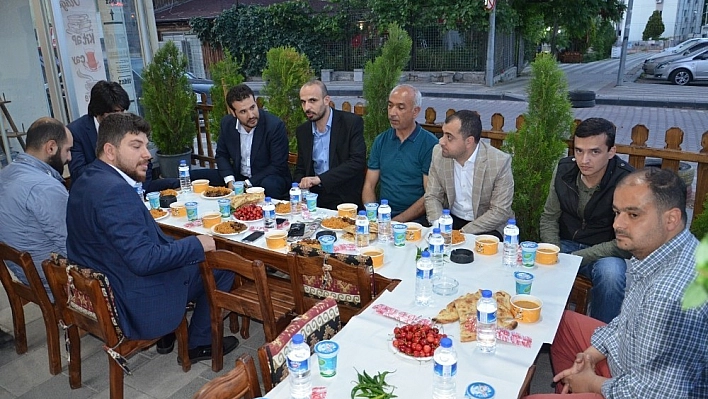 Anadolu Selçuklu Ocaklarından iftar programı 