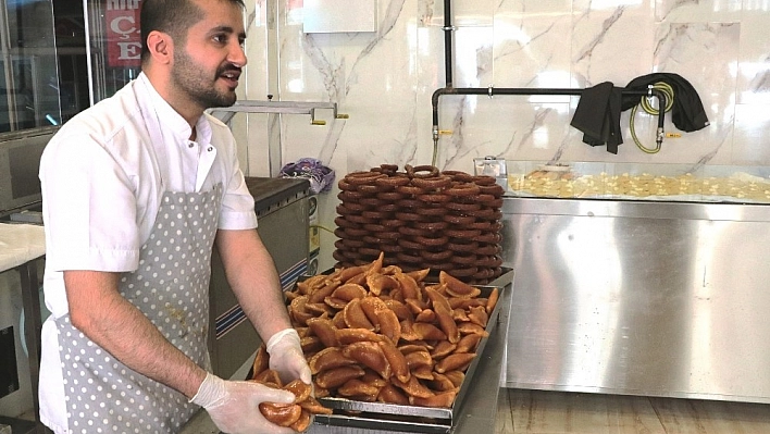 Malatya'nın vazgeçilmez tatlısı yassı kadayıf 
