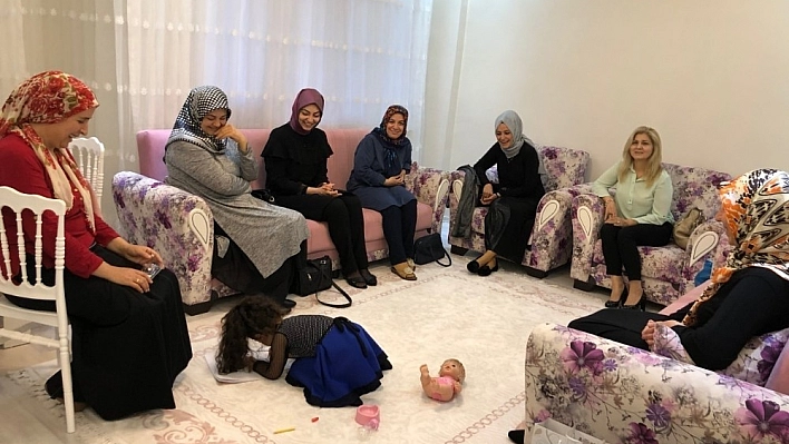 Birlik Vakfı Kadın Komisyonu iftarı şehit ailesiyle yaptı 