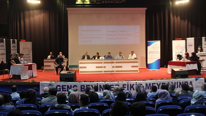 Elazığ'da liseler arası münazara yarışması 
