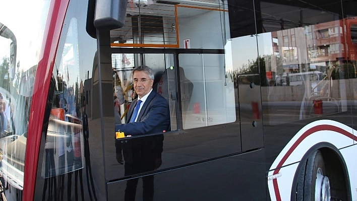 ELBÜSLER Artık Yollarda