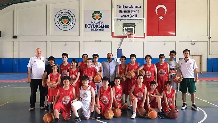 Büyükşehir basketbolda iddialı hazırlanıyor 