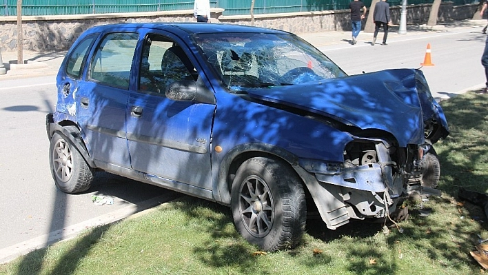 Elazığ'da trafik kazası: 2 yaralı 