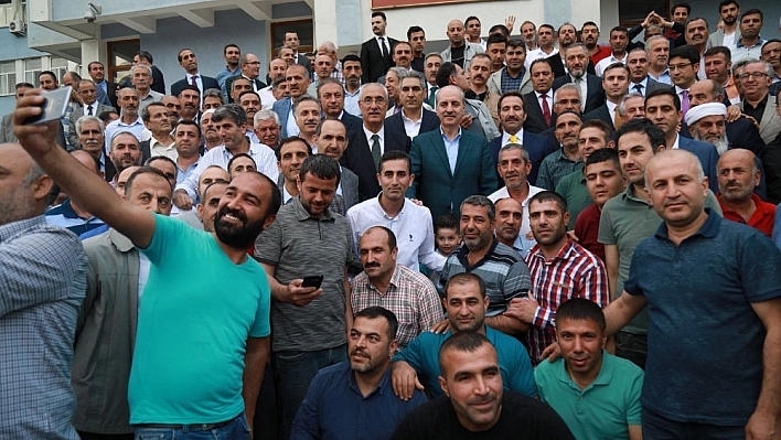 Bakan Kurtulmuş: 'Darbeyi örgütleyen birinin Almanya'da çıkması kabul edilebilir değildir' 