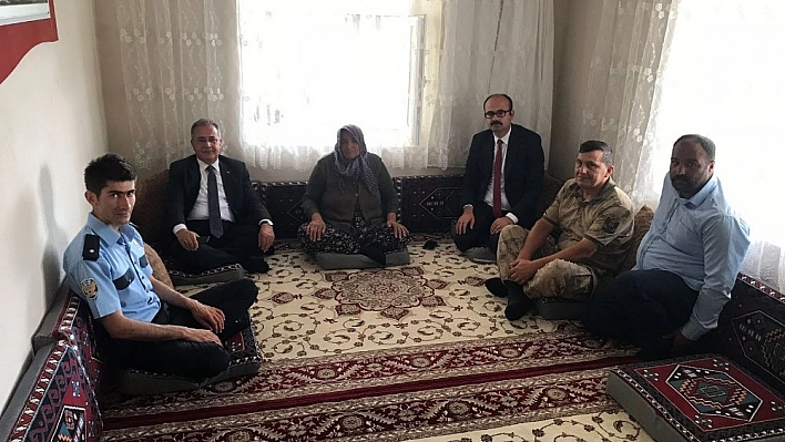 Kaymakam Erdem'den şehit ve gazi ailelerine ziyaret 