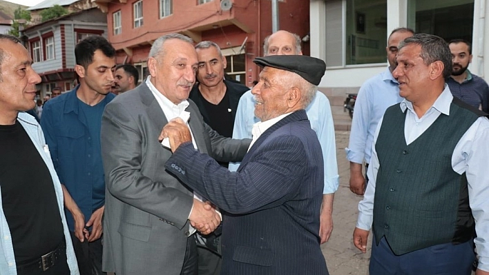Mehmet Ağar, Maden ve Sivrice'yi Ziyaret Etti