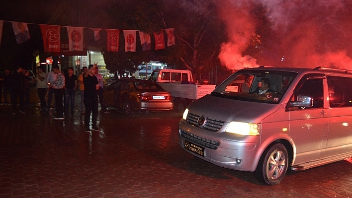 MHP'li Fendoğlu'na Yakınca'da coşkulu karşılama 